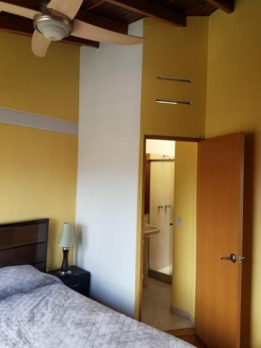 Cómoda habitación en el poblado